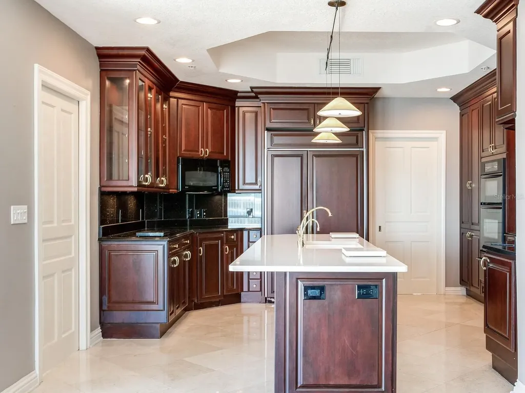 3507 Bayshore Boulevard Tampa FL 33629