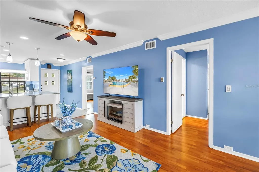9224 Mission Oaks Boulevard Seminole FL 33776