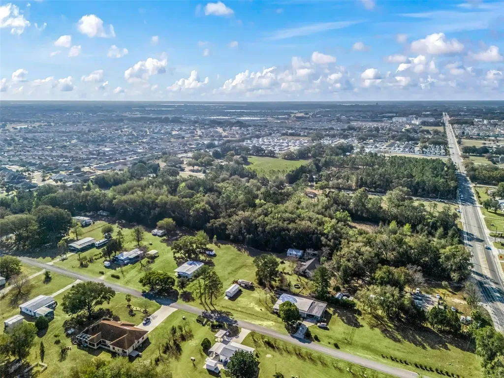 4942 E County Road 462 Wildwood FL 34785