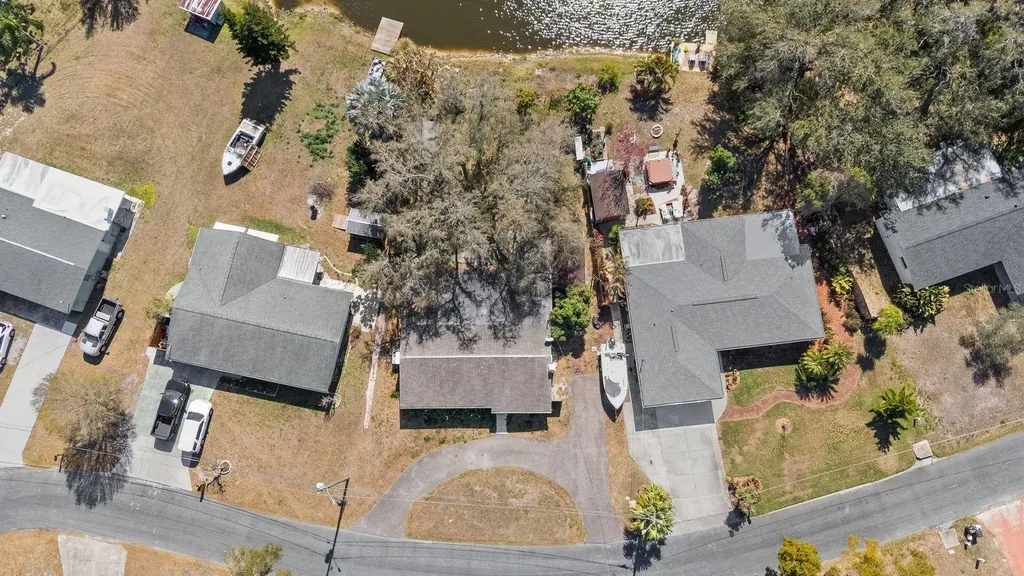 6870 Parkside Drive New Port Richey FL 34653