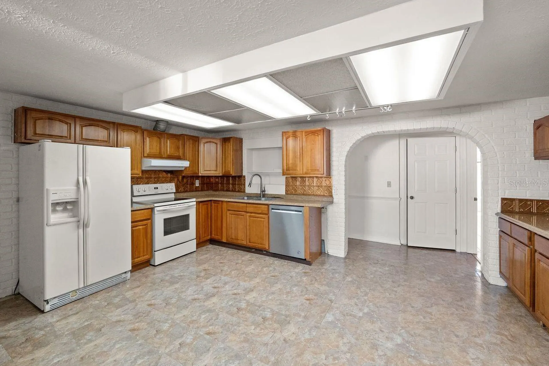 6870 Parkside Drive New Port Richey FL 34653