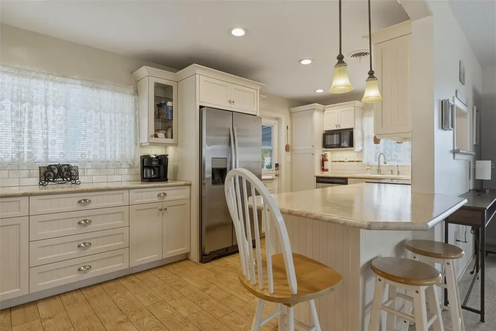 1904 31st Street W Bradenton FL 34205