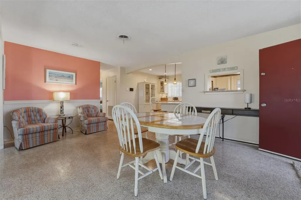 1904 31st Street W Bradenton FL 34205