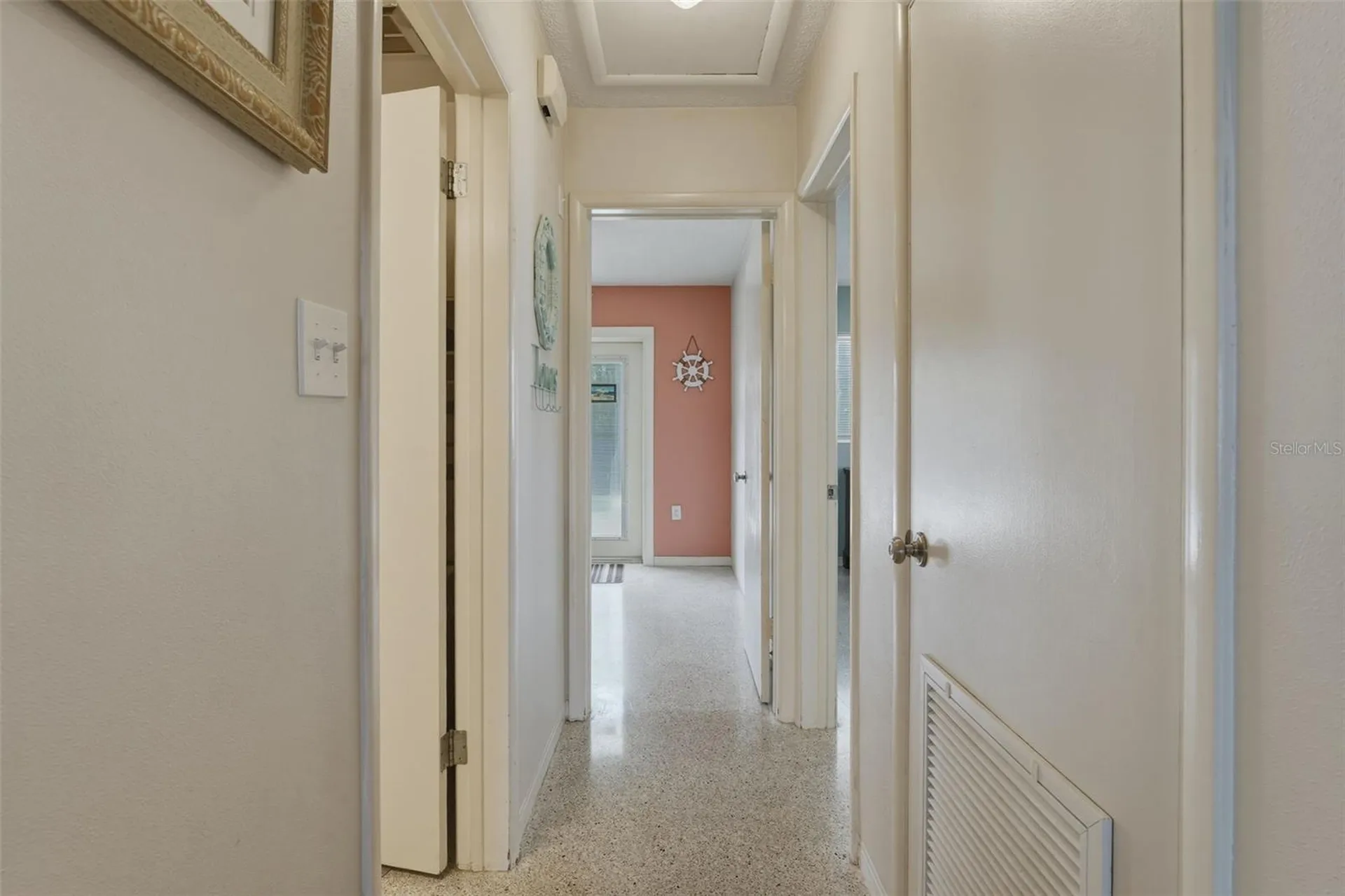 1904 31st Street W Bradenton FL 34205