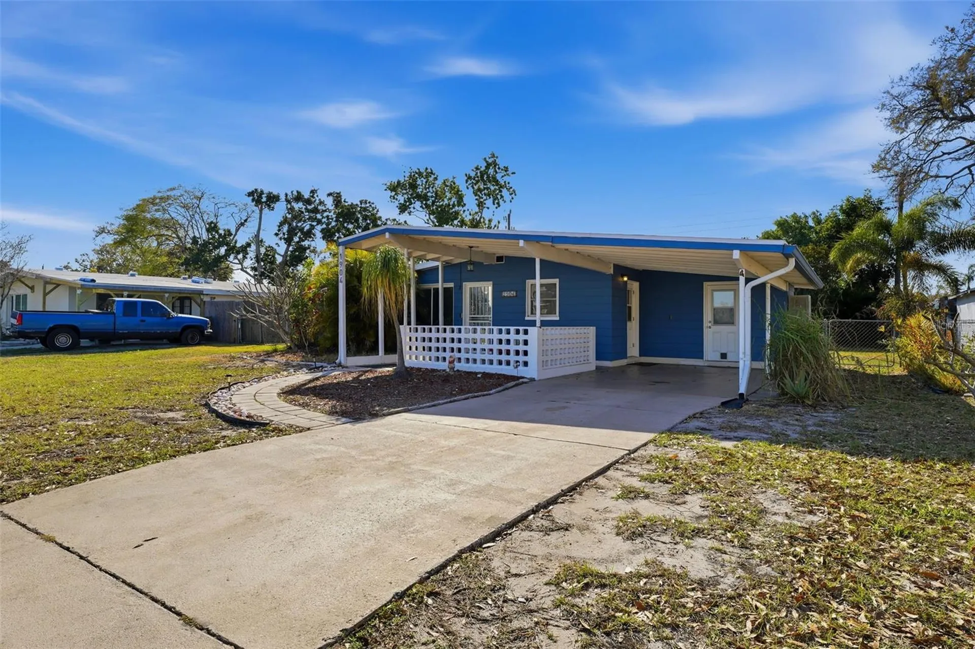 1904 31st Street W Bradenton FL 34205