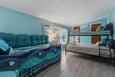 1904 31st Street W Bradenton FL 34205
