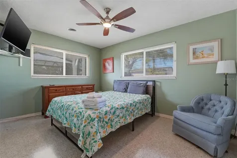 1904 31st Street W Bradenton FL 34205
