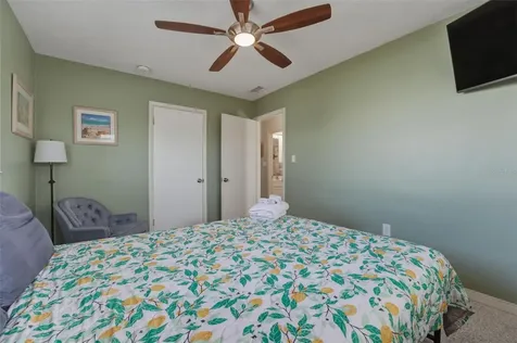1904 31st Street W Bradenton FL 34205