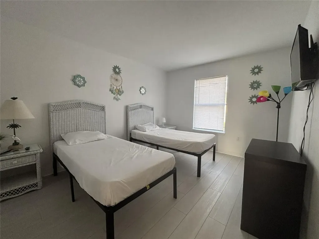 2833 Club Cortile Circle Kissimmee FL 34746