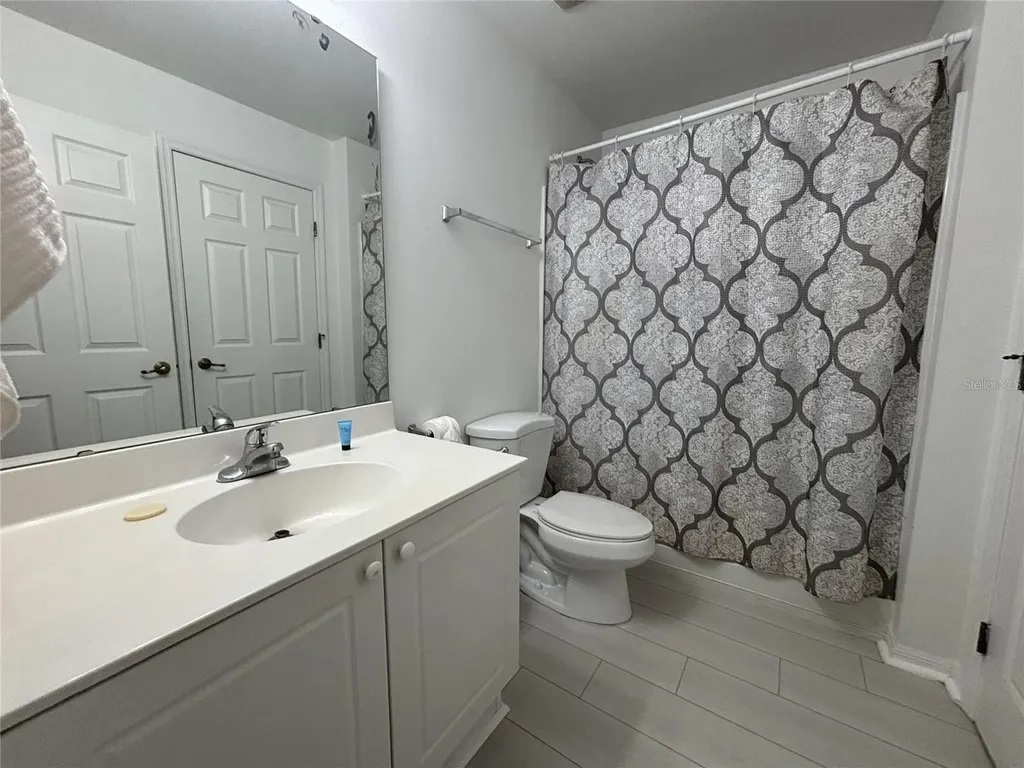 2833 Club Cortile Circle Kissimmee FL 34746