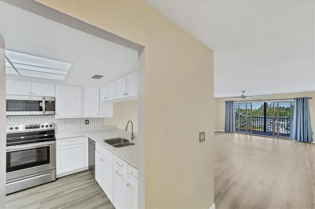 515 Leffingwell Avenue Ellenton FL 34222