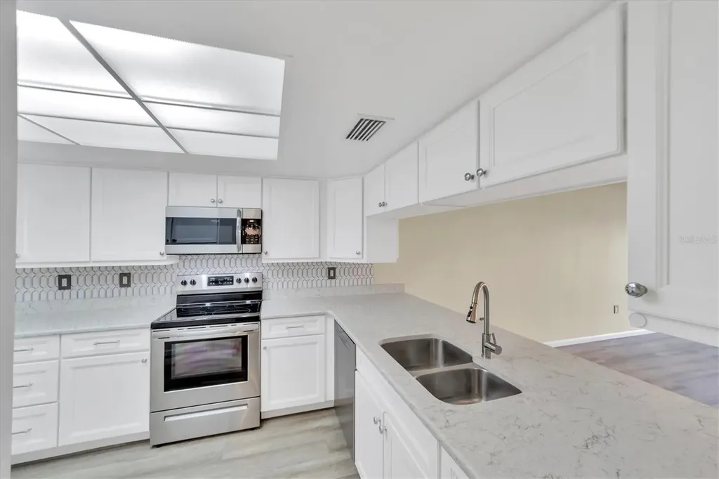 515 Leffingwell Avenue Ellenton FL 34222