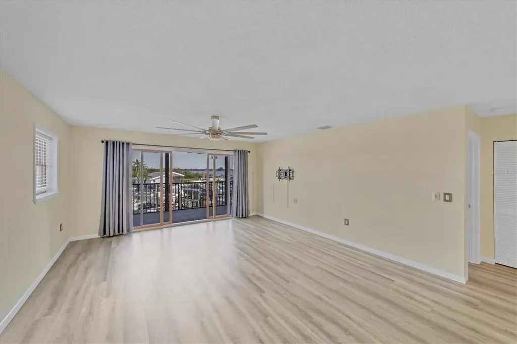 515 Leffingwell Avenue Ellenton FL 34222
