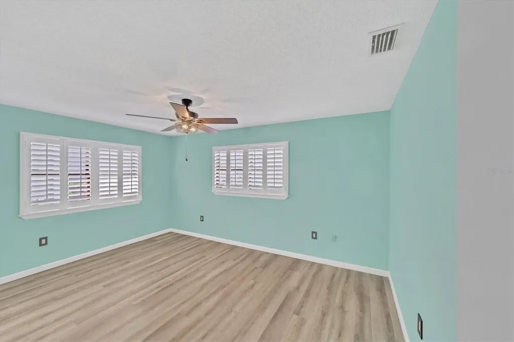 515 Leffingwell Avenue Ellenton FL 34222