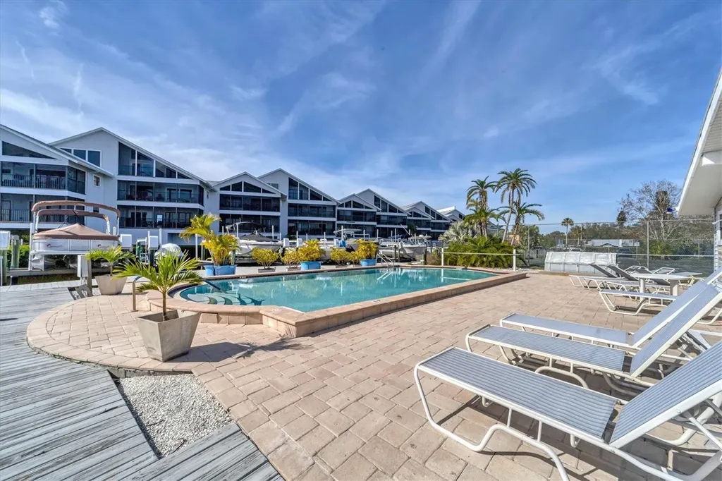 515 Leffingwell Avenue Ellenton FL 34222