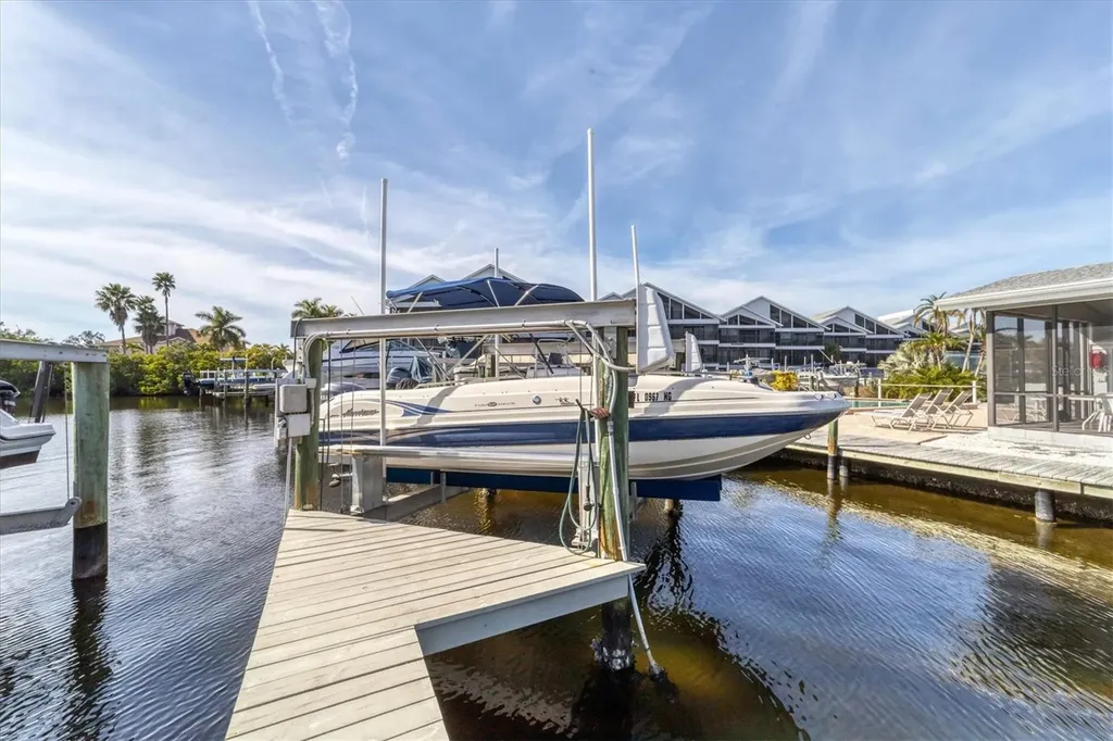 515 Leffingwell Avenue Ellenton FL 34222