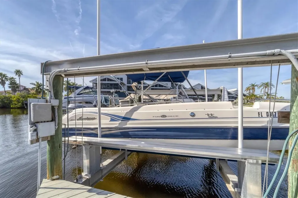 515 Leffingwell Avenue Ellenton FL 34222