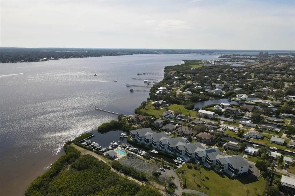 515 Leffingwell Avenue Ellenton FL 34222