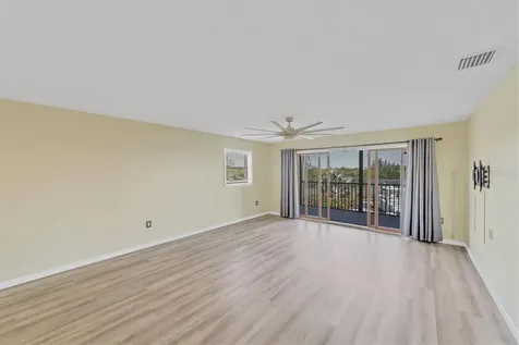 515 Leffingwell Avenue Ellenton FL 34222