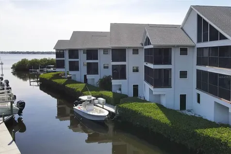 515 Leffingwell Avenue Ellenton FL 34222