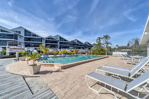 515 Leffingwell Avenue Ellenton FL 34222