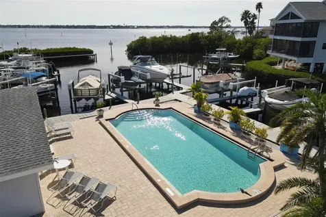 515 Leffingwell Avenue Ellenton FL 34222