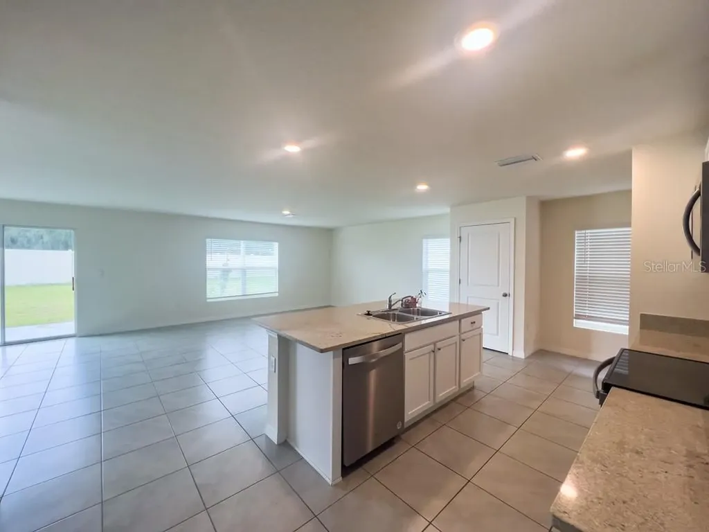 12181 Downy Birch Drive Riverview FL 33569