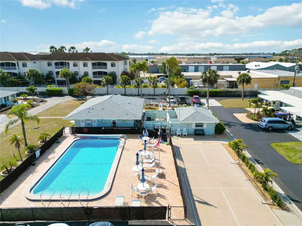 1015 Beach Manor Circle Venice FL 34285