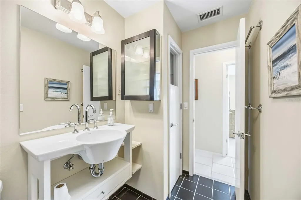 1015 Beach Manor Circle Venice FL 34285