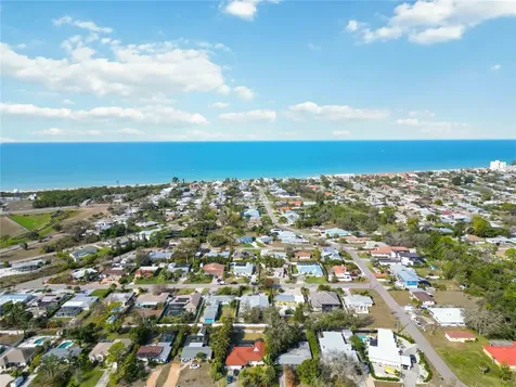 1015 Beach Manor Circle Venice FL 34285