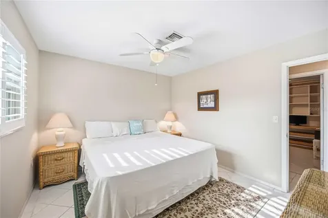 1015 Beach Manor Circle Venice FL 34285