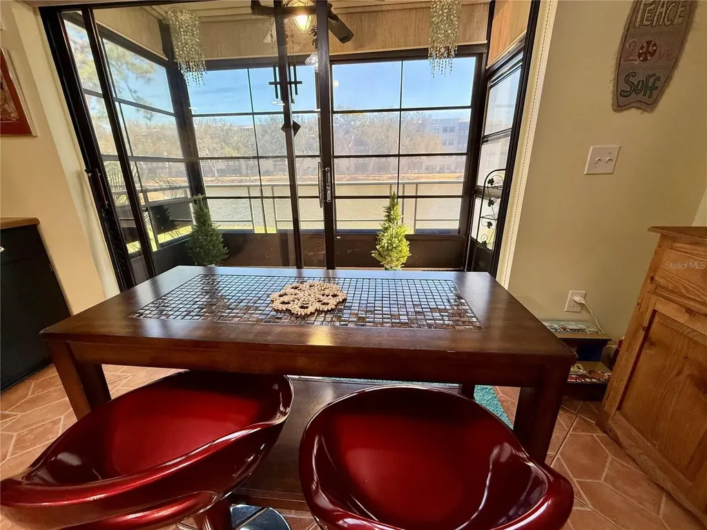 6070 80th Street N St Petersburg FL 33709