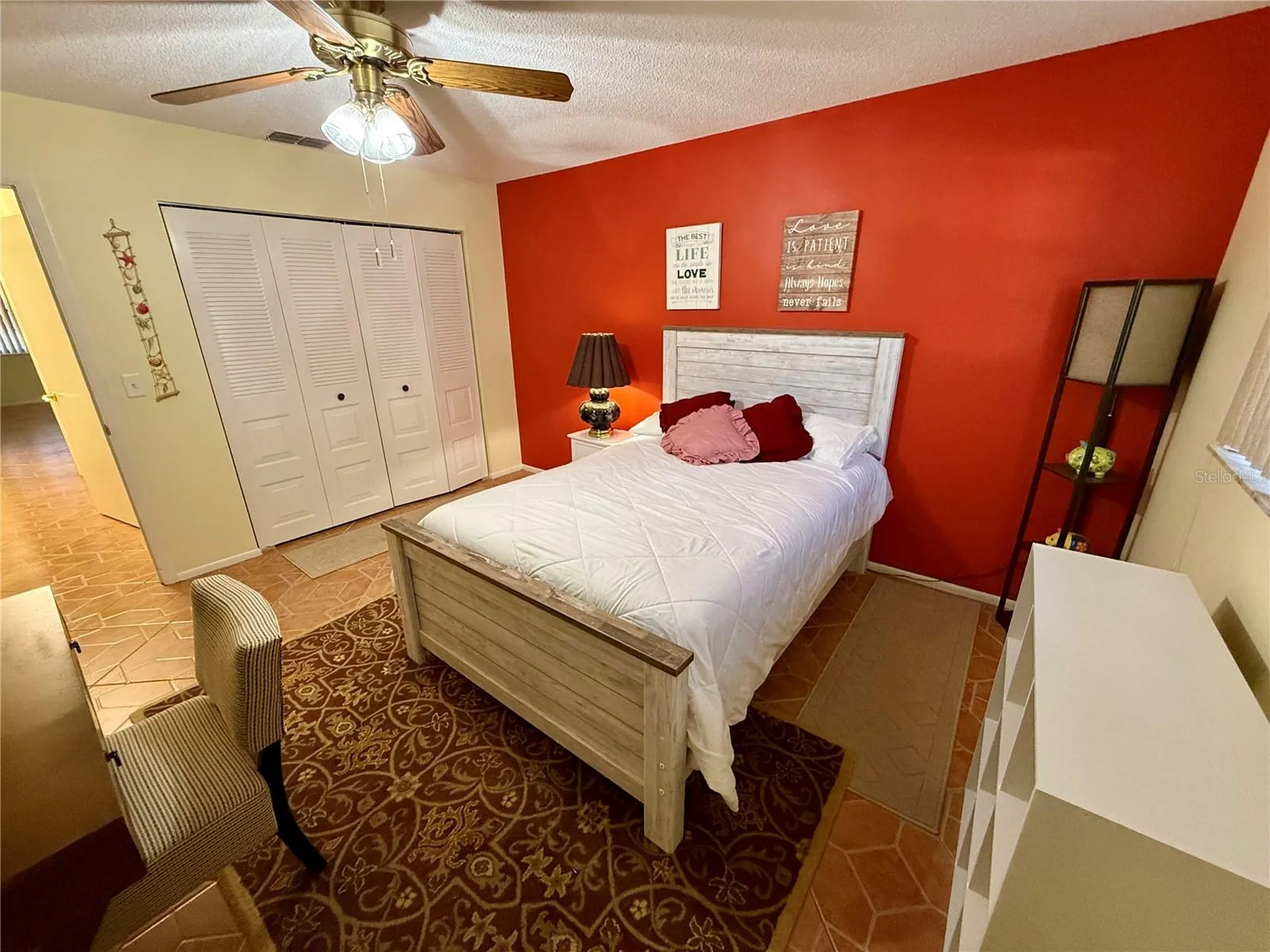 6070 80th Street N St Petersburg FL 33709