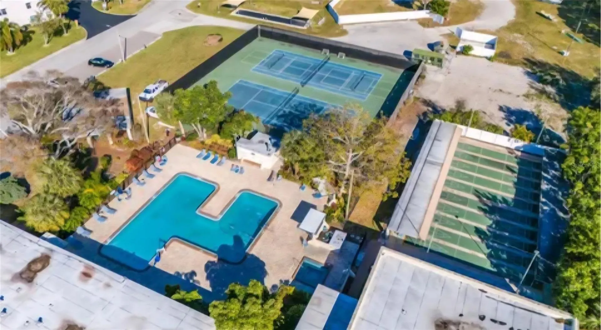 6070 80th Street N St Petersburg FL 33709