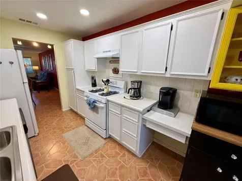 6070 80th Street N St Petersburg FL 33709