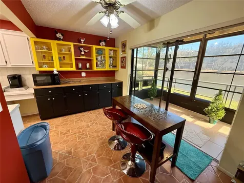6070 80th Street N St Petersburg FL 33709