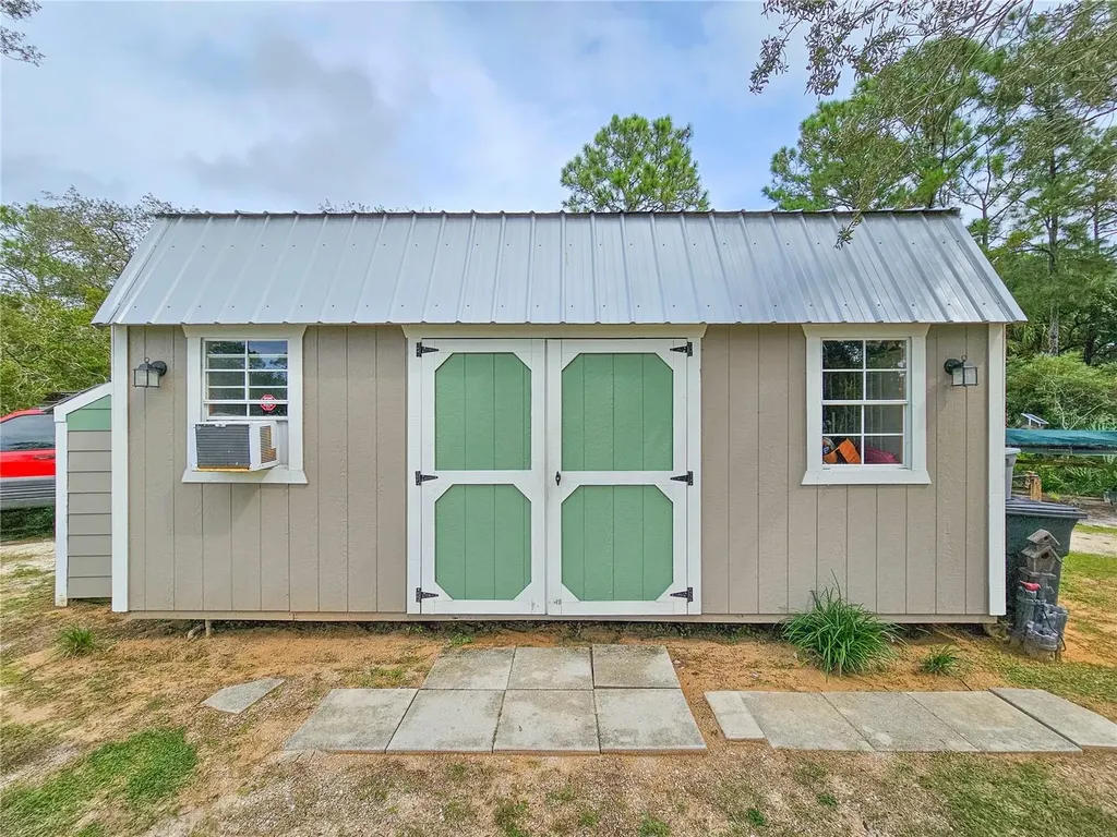 875 Volco Road Edgewater FL 32141
