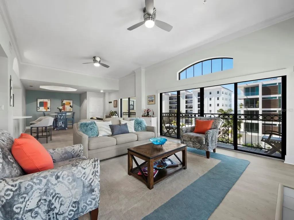 205 Golden Gate Point Sarasota FL 34236