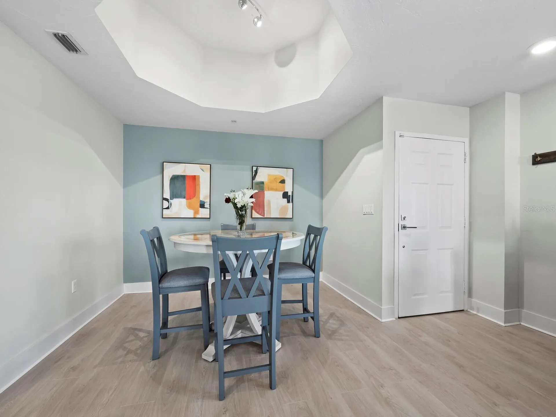205 Golden Gate Point Sarasota FL 34236