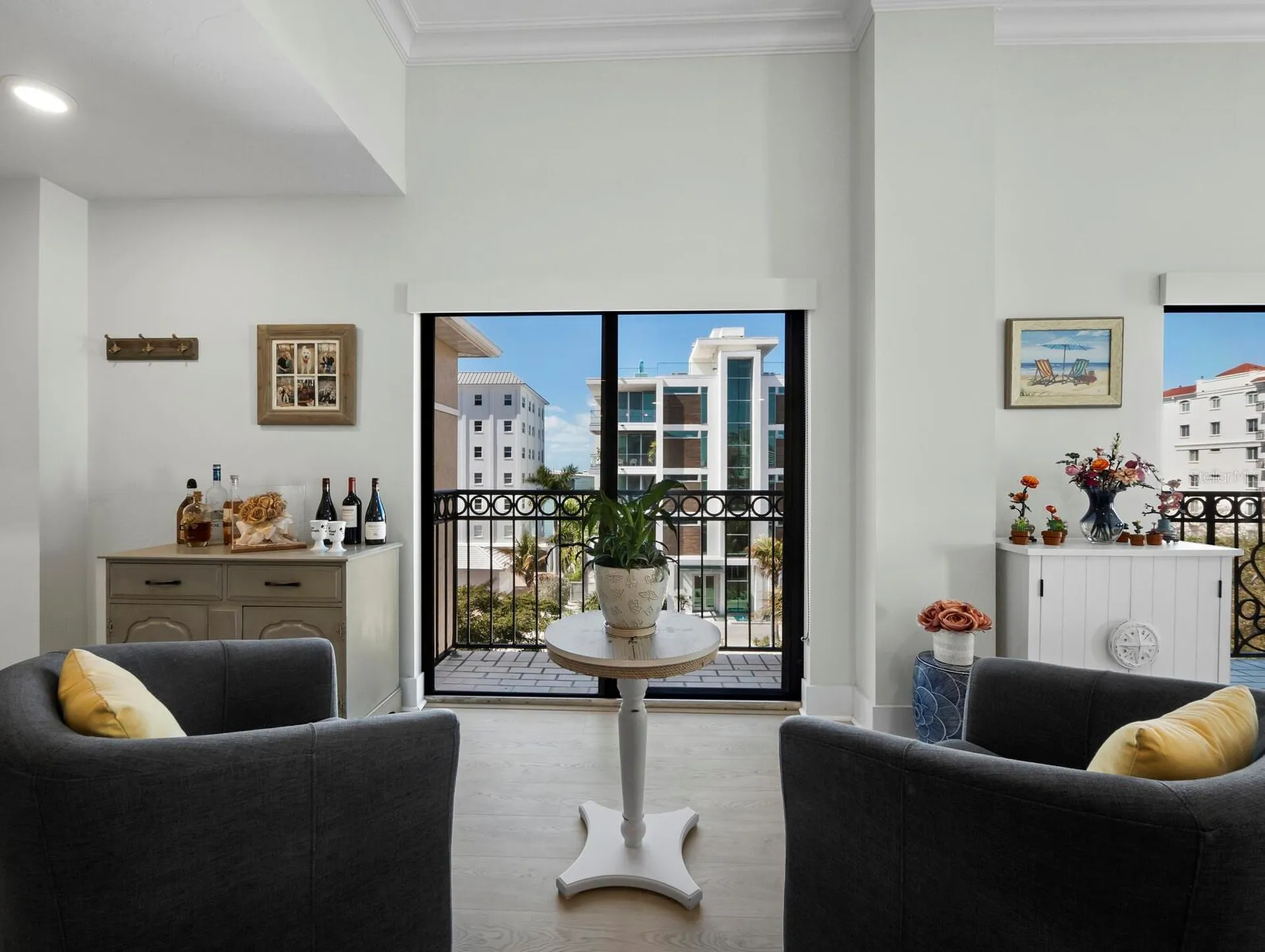 205 Golden Gate Point Sarasota FL 34236