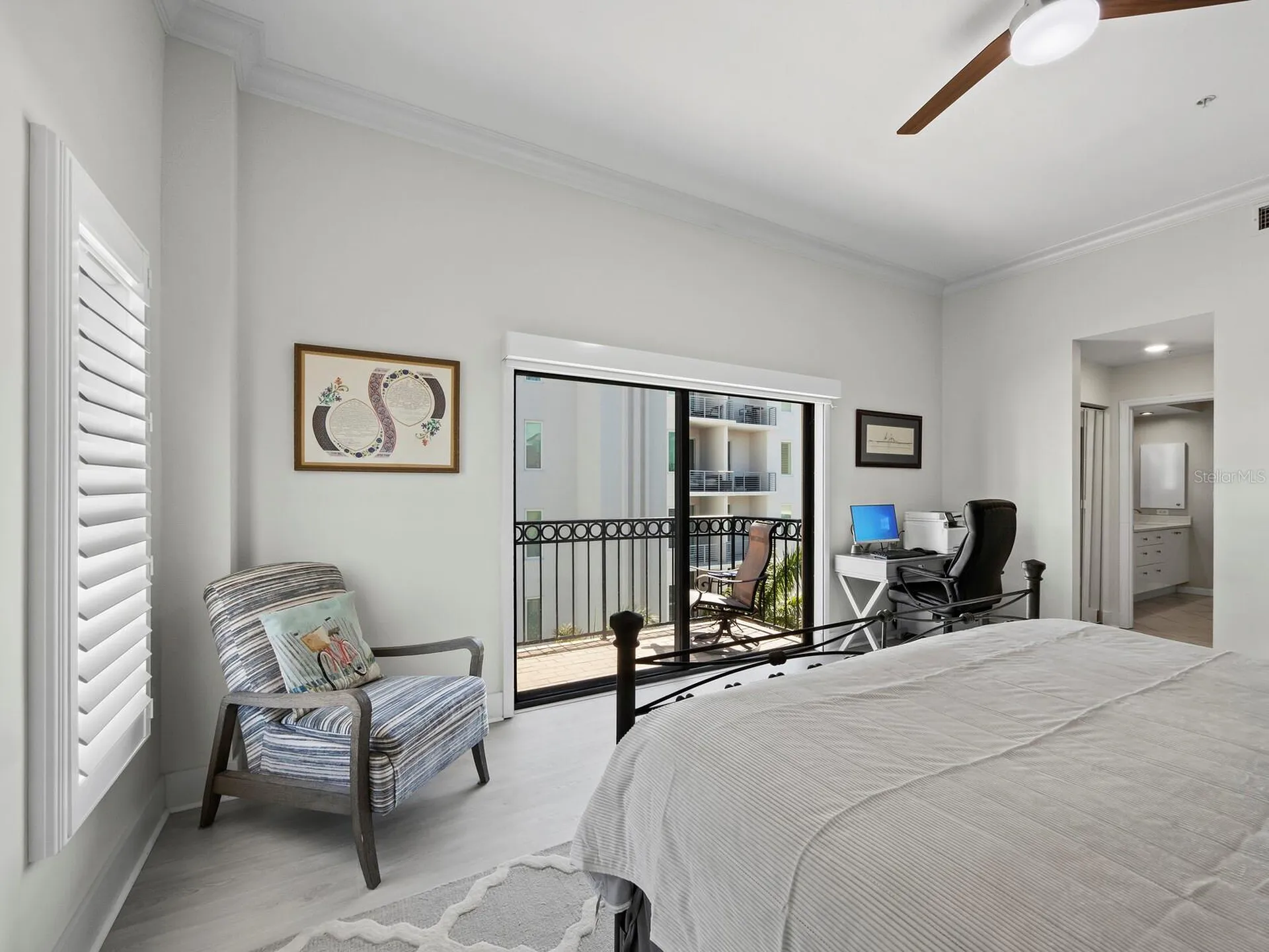 205 Golden Gate Point Sarasota FL 34236