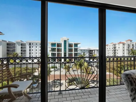 205 Golden Gate Point Sarasota FL 34236
