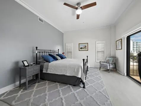 205 Golden Gate Point Sarasota FL 34236