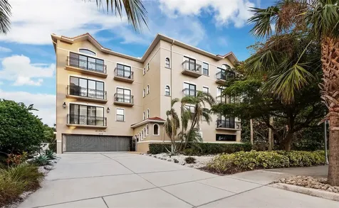 205 Golden Gate Point Sarasota FL 34236
