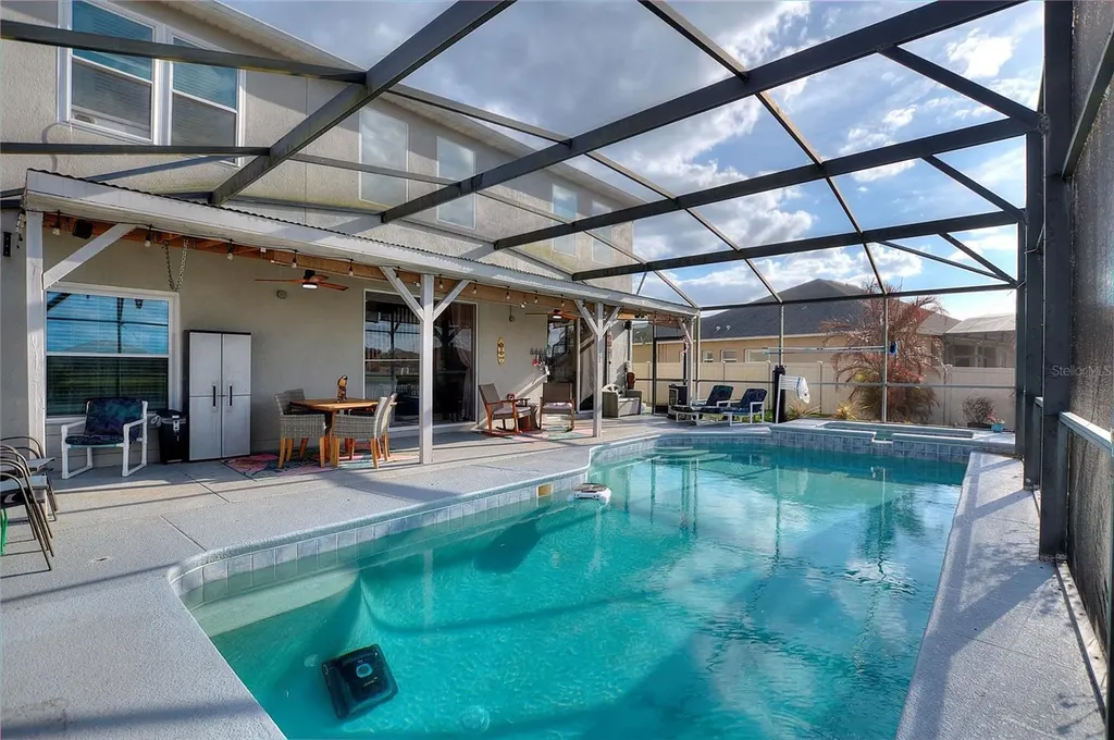 2520 Calla Lily Cove Kissimmee FL 34758