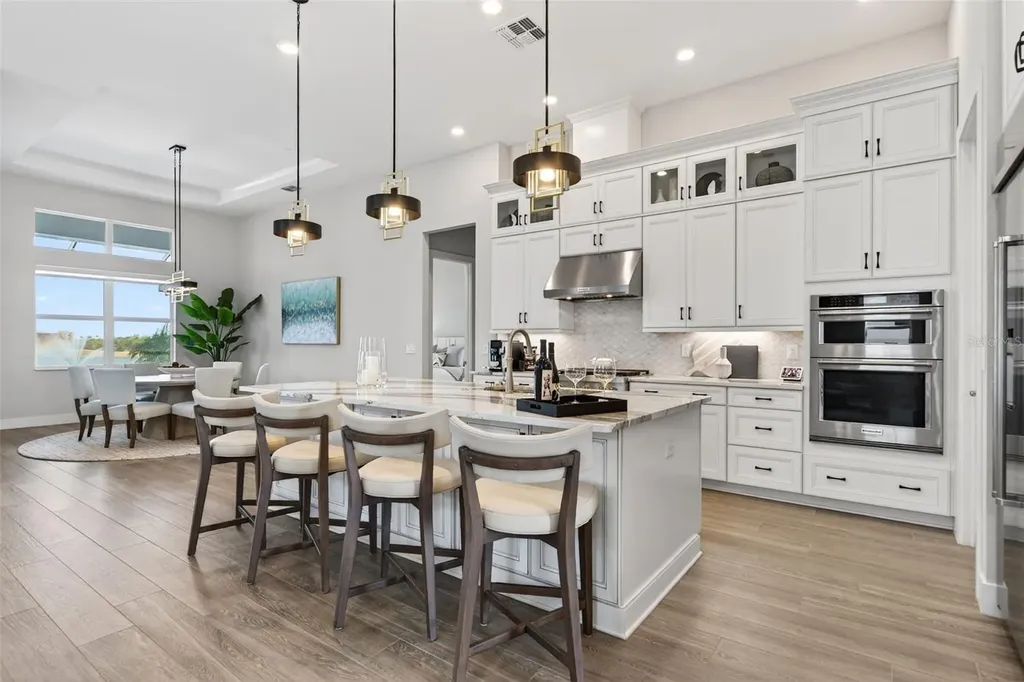 8122 Redonda Loop Lakewood Ranch FL 34202