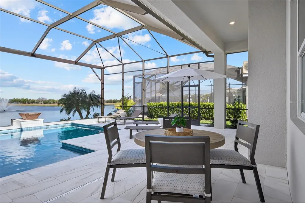 8122 Redonda Loop Lakewood Ranch FL 34202