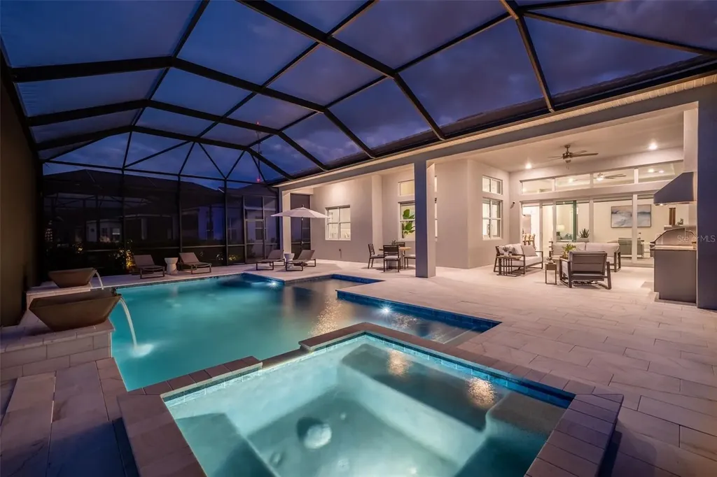 8122 Redonda Loop Lakewood Ranch FL 34202