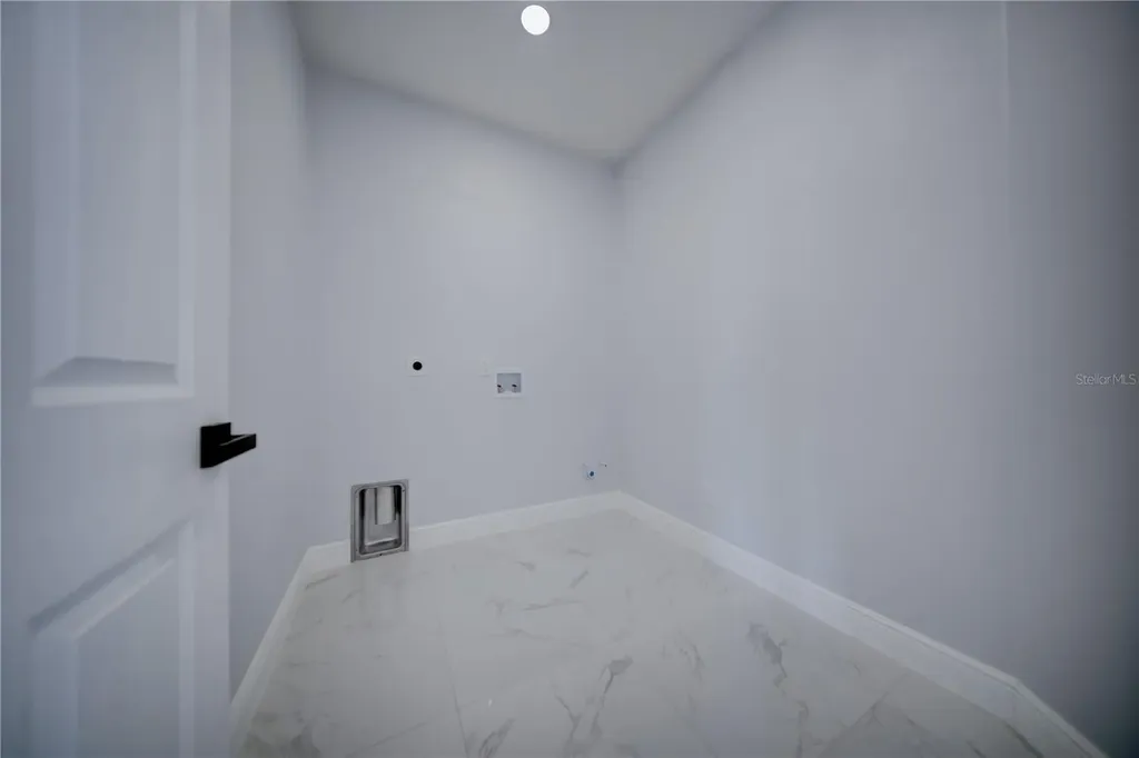 2851 Sweetspire Circle Kissimmee FL 34746