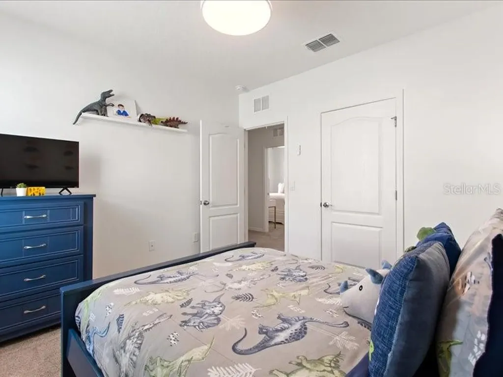 1157 Cascades Avenue Davenport FL 33837